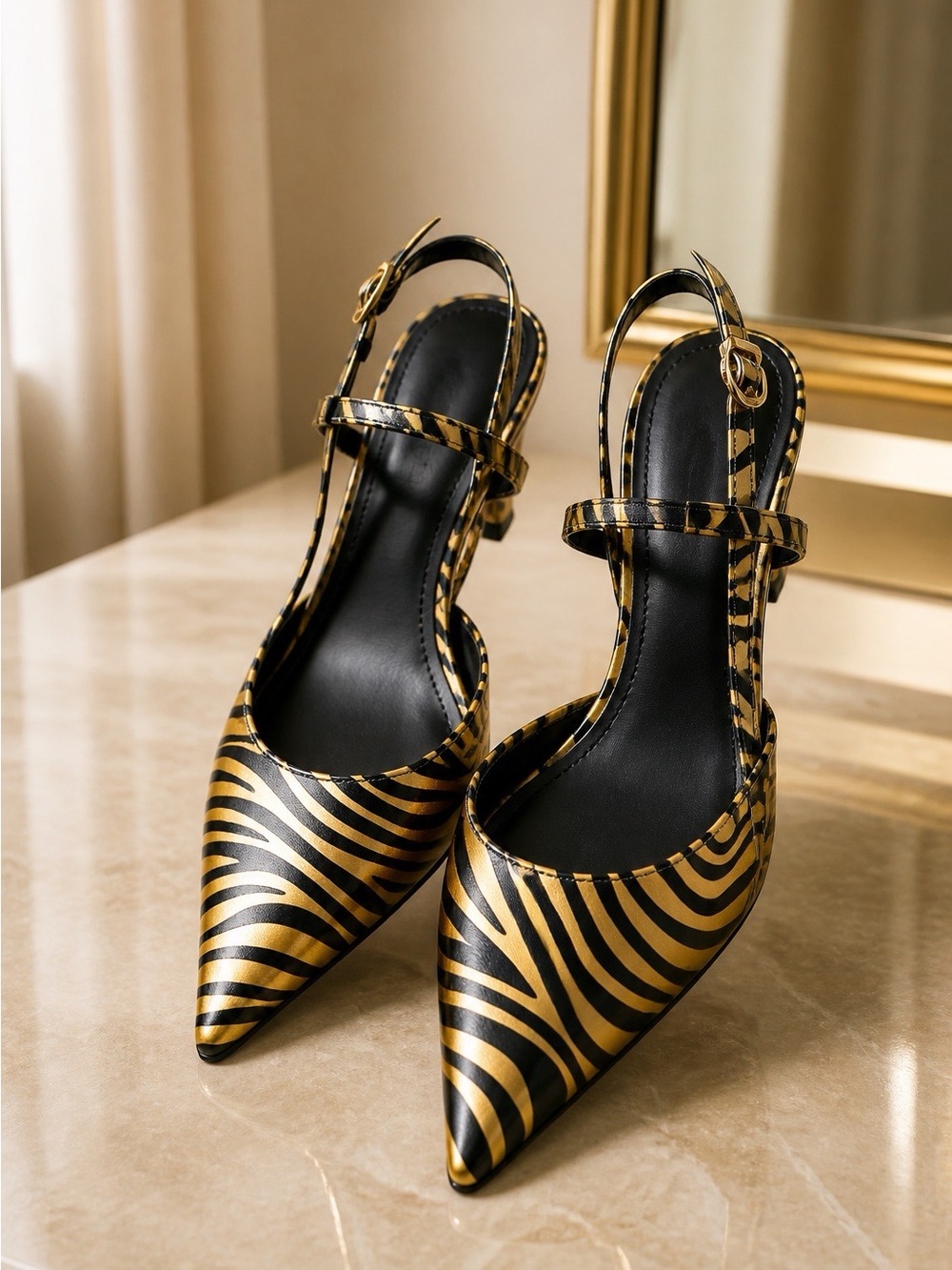 Women’s NWOB Pointed Toe Slingback Kitten Heels in Black & Gold Zebra Design 9